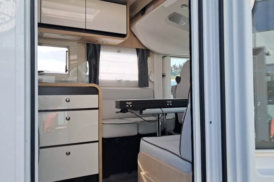 Camping-car Intégral - Autostar Prestige I760 LJ DE - Bonjour caravaning Orgères