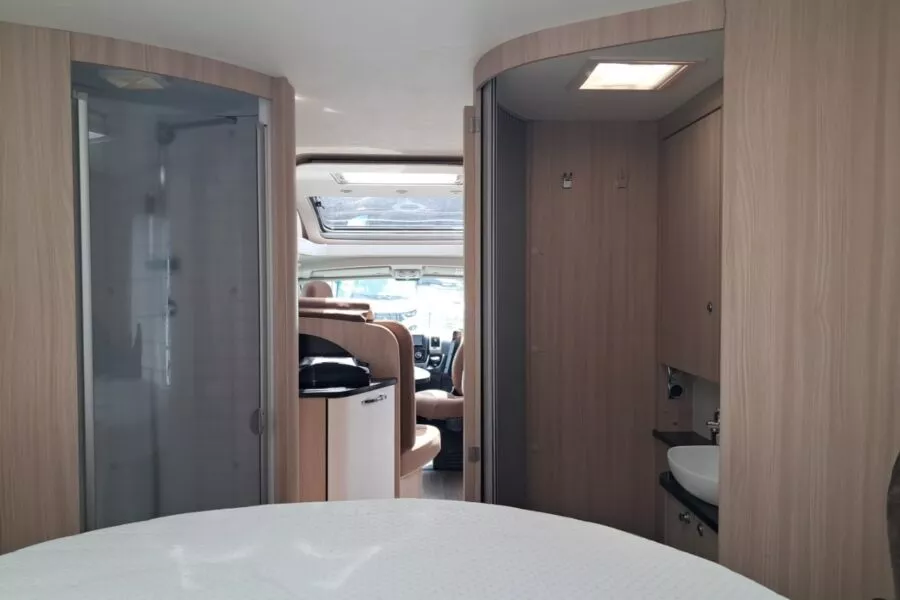 Camping-car profilé - Burstner NEXXO T740 - Bonjour Caravaning Orgères