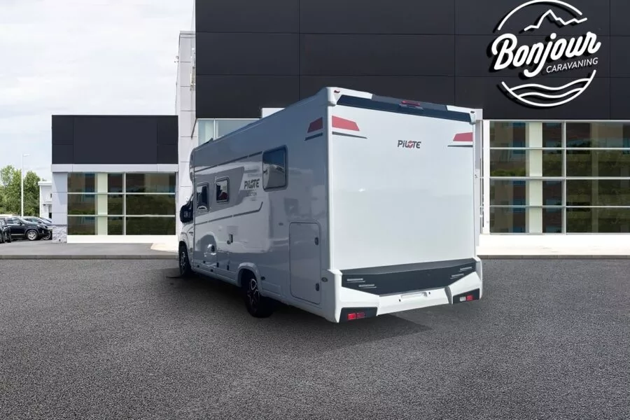 Camping-car profilé - Pilote P 720 FC SELECTION - Bonjour Caravaning Vannes