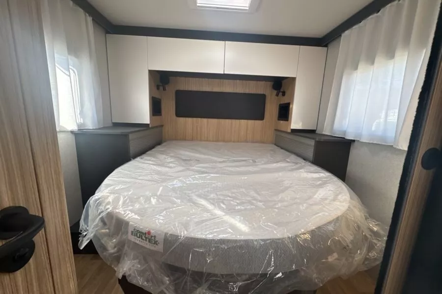 Camping-car profilé - Pilote P 720 FC SELECTION - Bonjour Caravaning Vannes