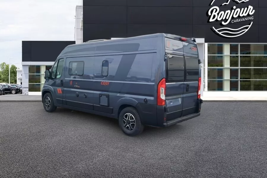 Fourgon aménagé - Challenger V114 - Bonjour Caravaning Coëtmieux (2)