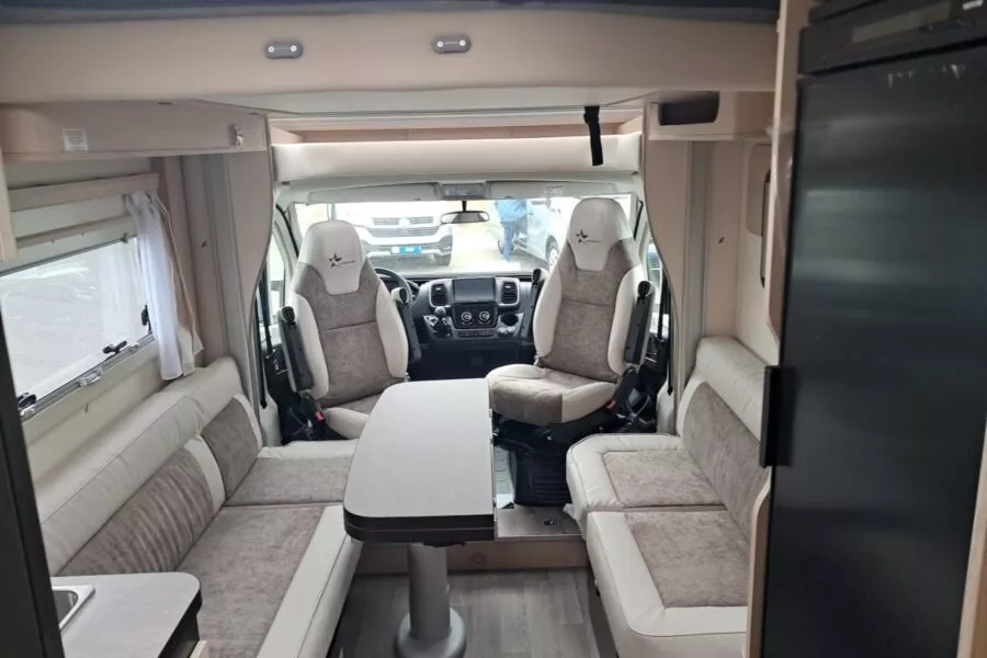 Camping-car Compact - AUTOSTAR PERFORMANCE P660 - Bonjour caravaning Orgères