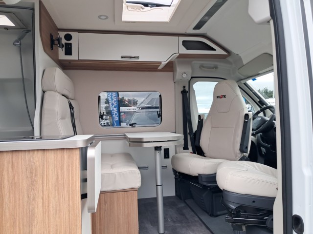 V 600 F X-EDITION