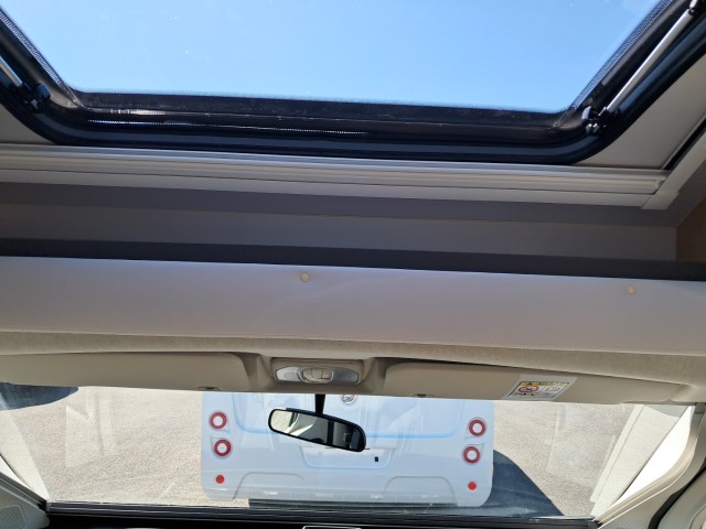 686 F