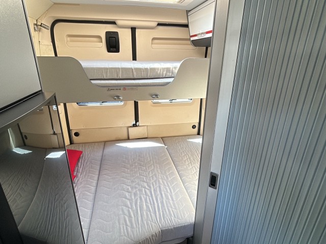 59T FAMILY VAN