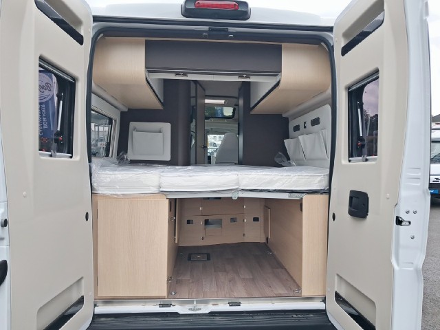 V590LT DESIGN EDITION