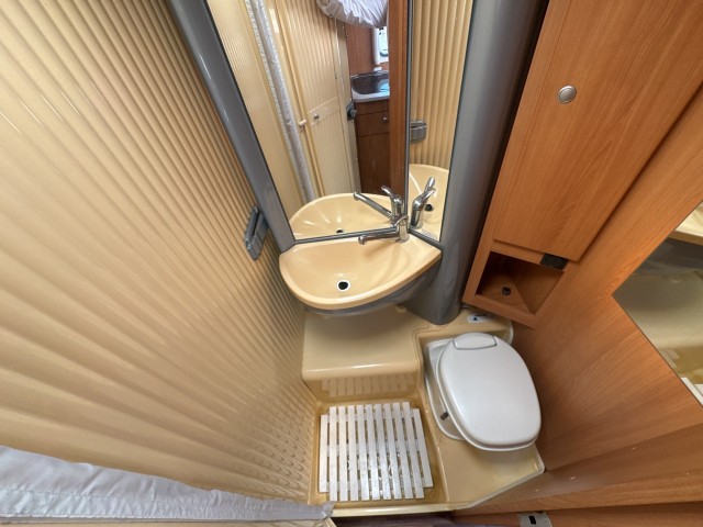 GLOBEBUS T1
